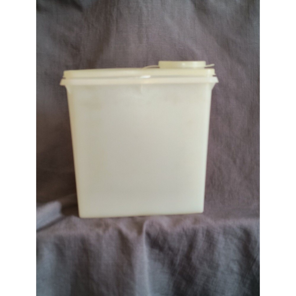 Vintage Tupperware Cereal Keeper 469-15 Storage Container With 471-12 Lid 2321